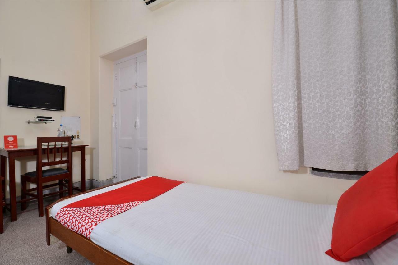 Oyo 10826 Sona Guest House Calcutta Extérieur photo